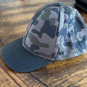 Men's Camouflage Patterned Cap